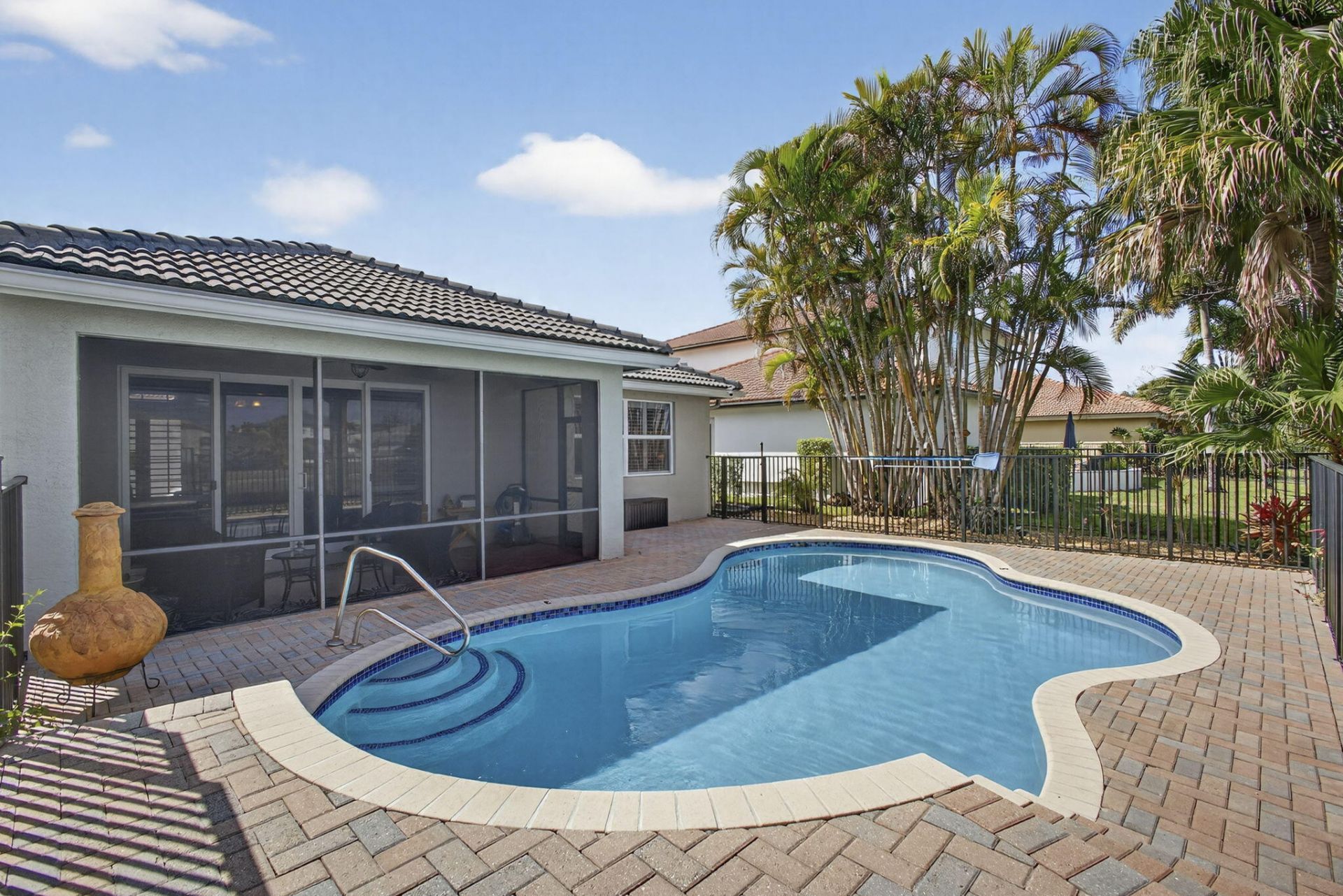 109 Isola Circle, Royal Palm Beach, FL 33411 Photo