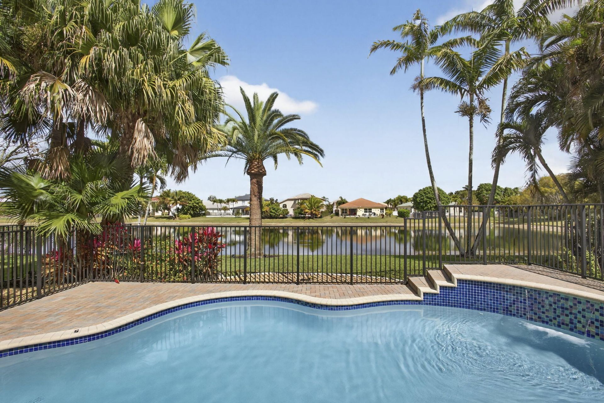 109 Isola Circle, Royal Palm Beach, FL 33411 Photo