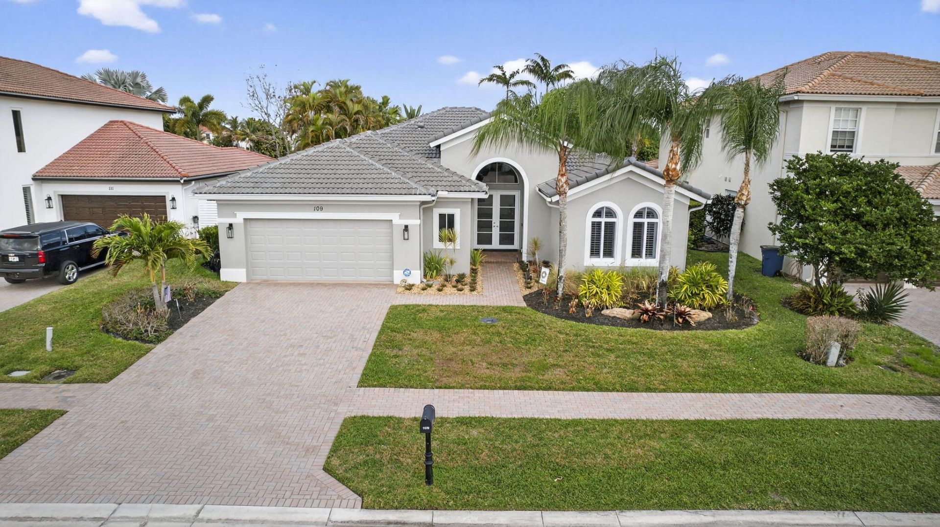 109 Isola Circle, Royal Palm Beach, FL 33411 Photo