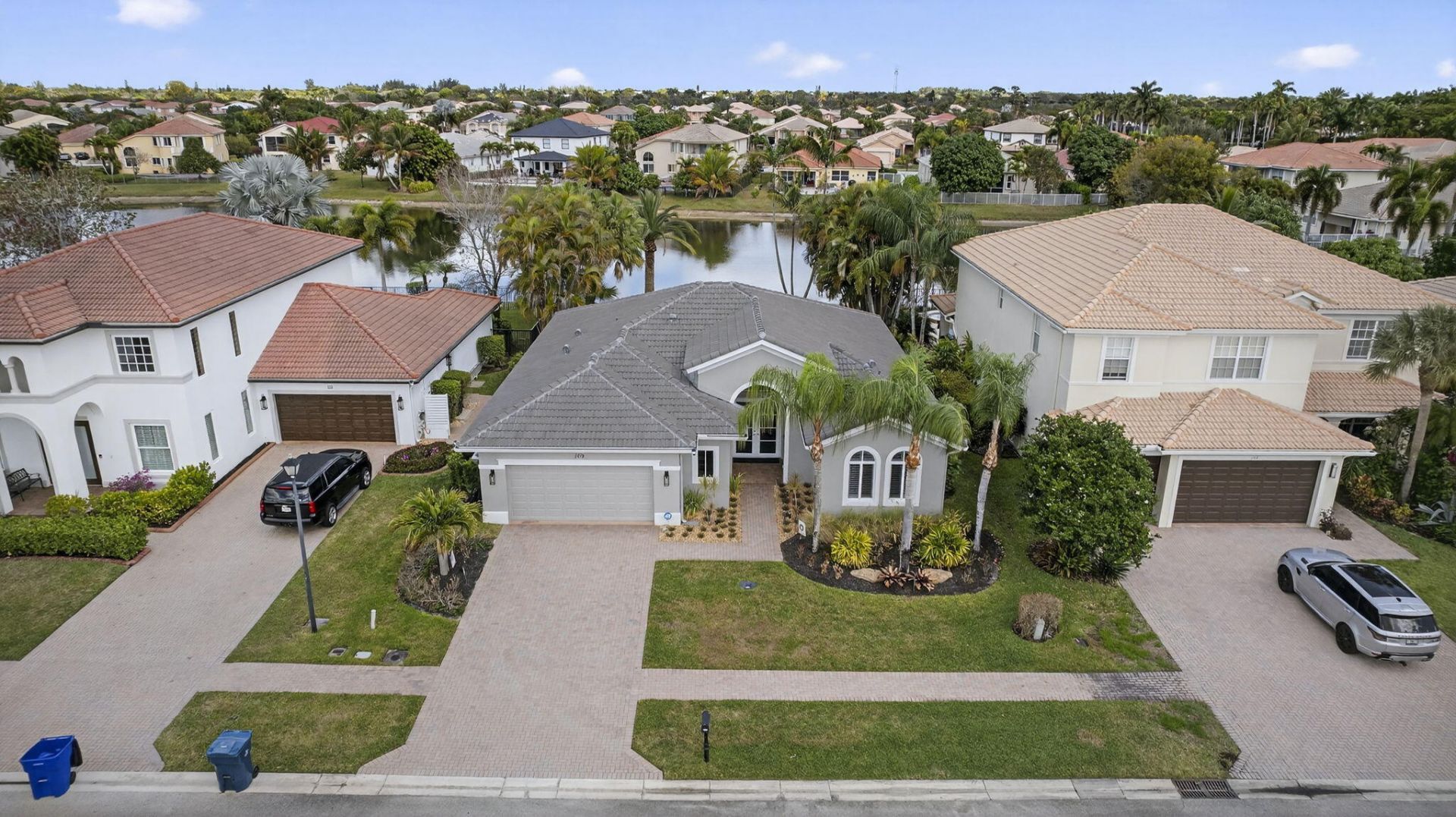 109 Isola Circle, Royal Palm Beach, FL 33411 Photo