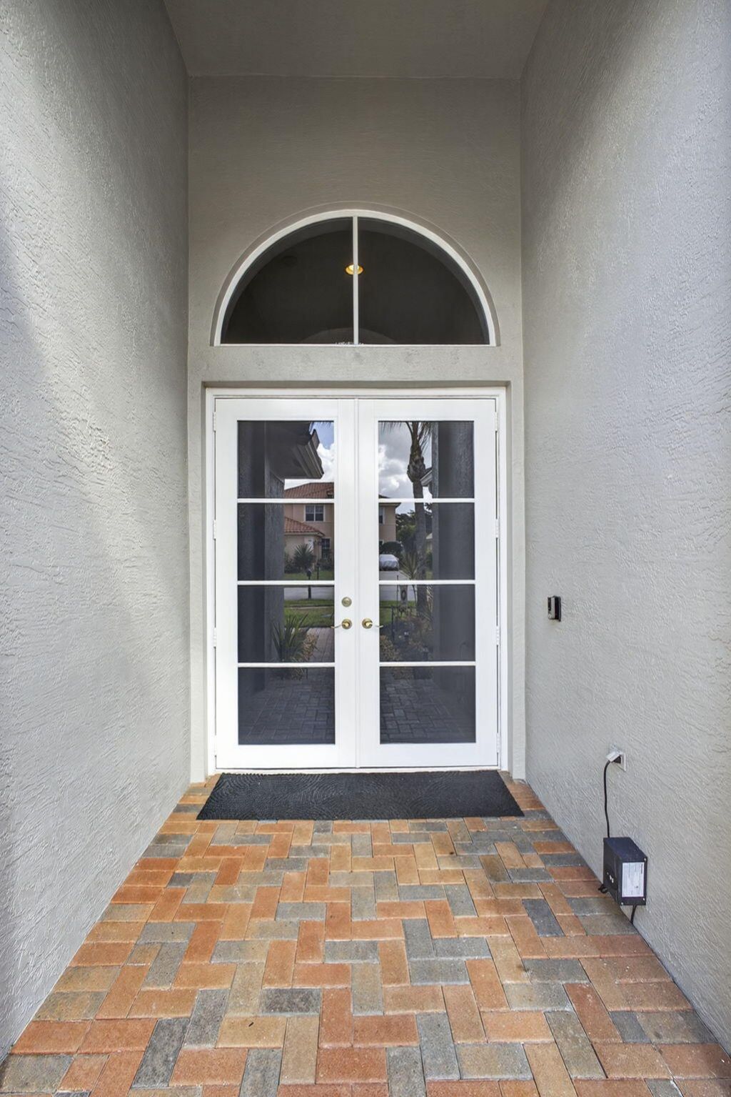 109 Isola Circle, Royal Palm Beach, FL 33411 Photo