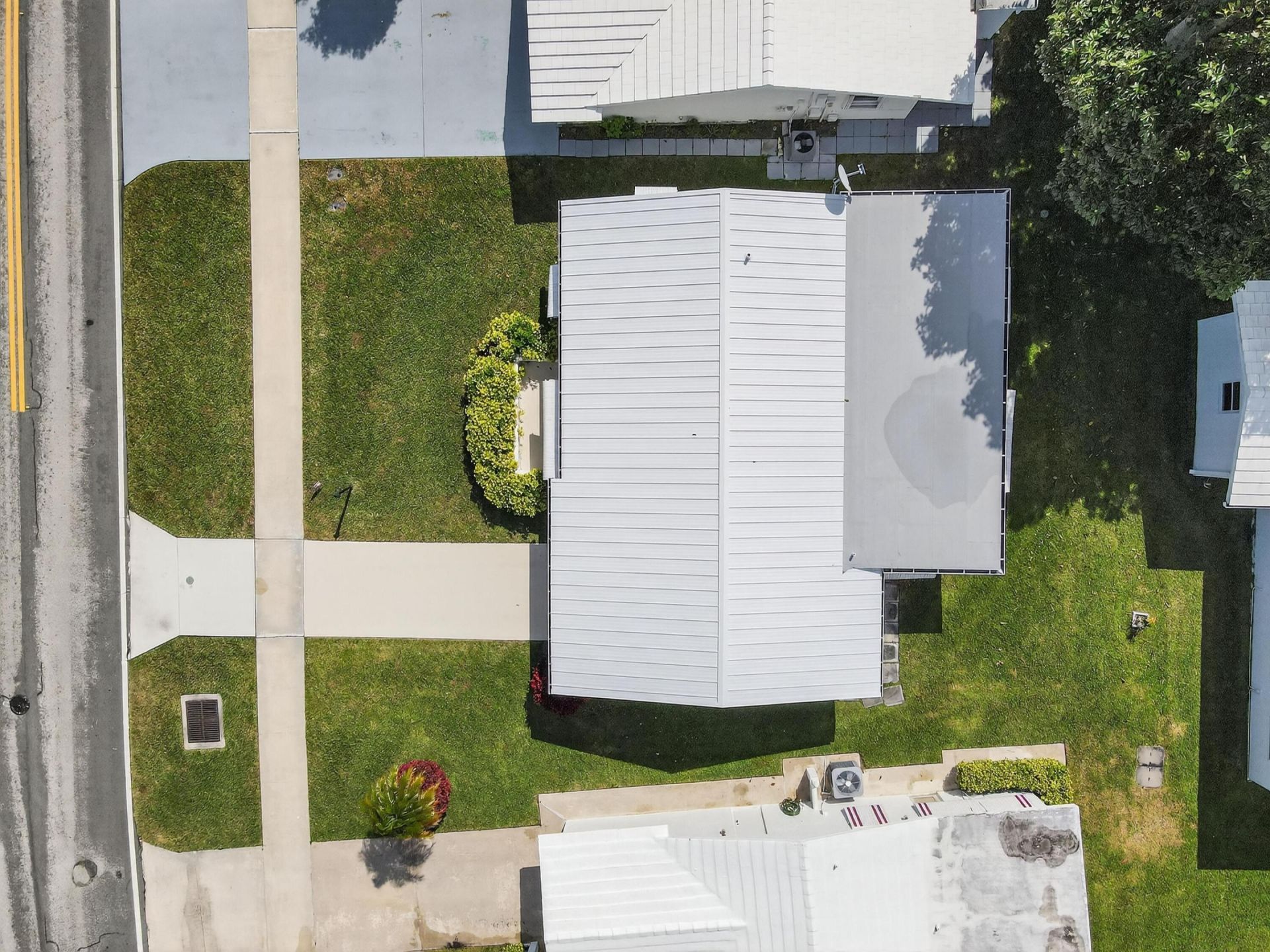 1904 SW Golf Lane, Boynton Beach, FL 33426 Photo