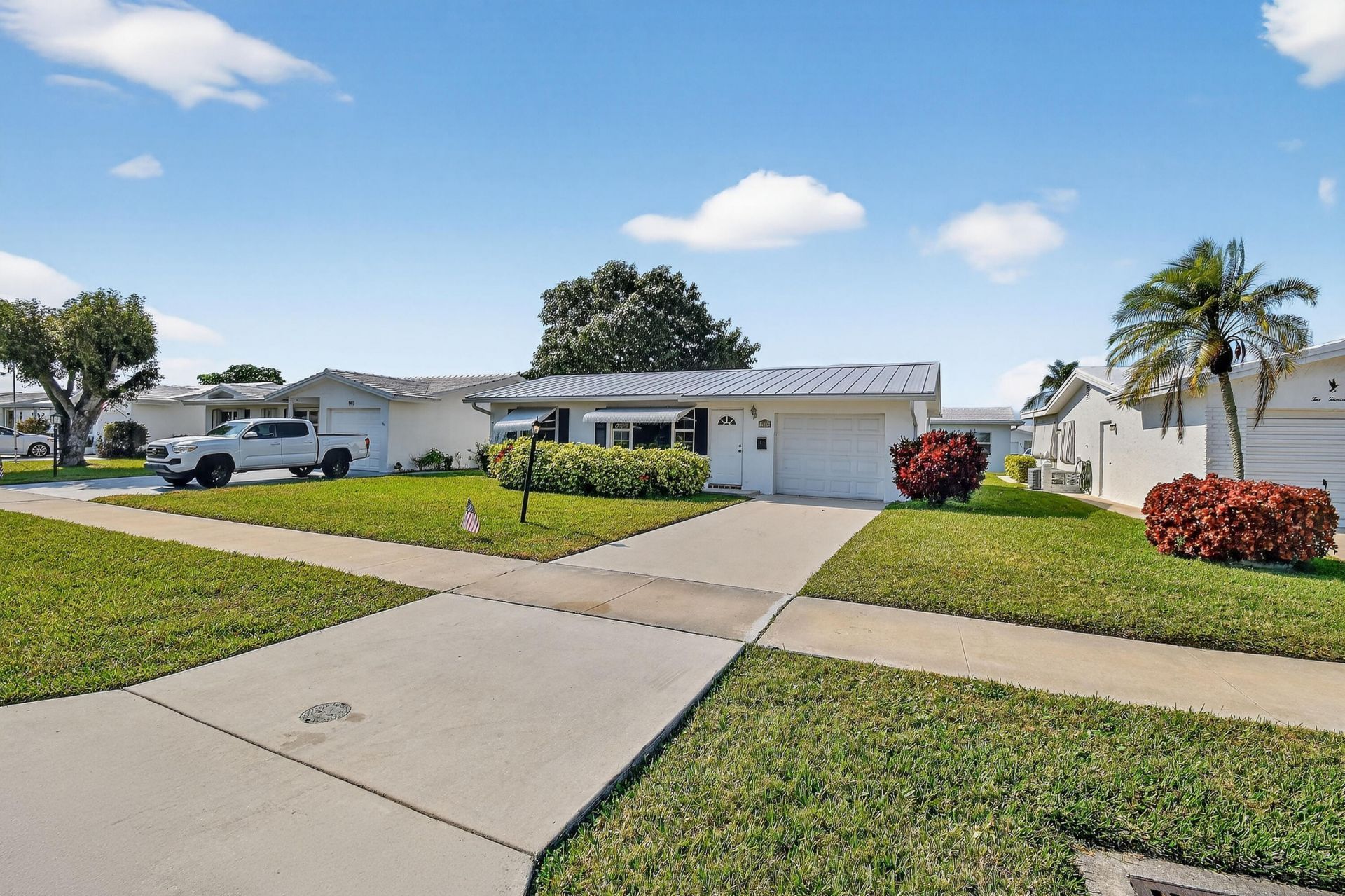 1904 SW Golf Lane, Boynton Beach, FL 33426 Photo