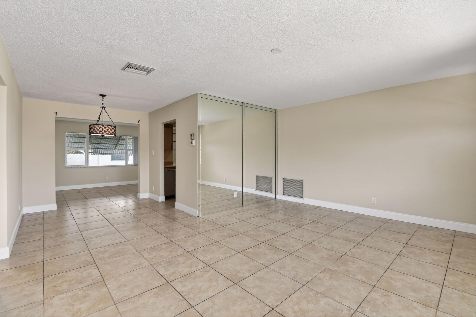 1904 SW Golf Lane, Boynton Beach, FL 33426 Photo