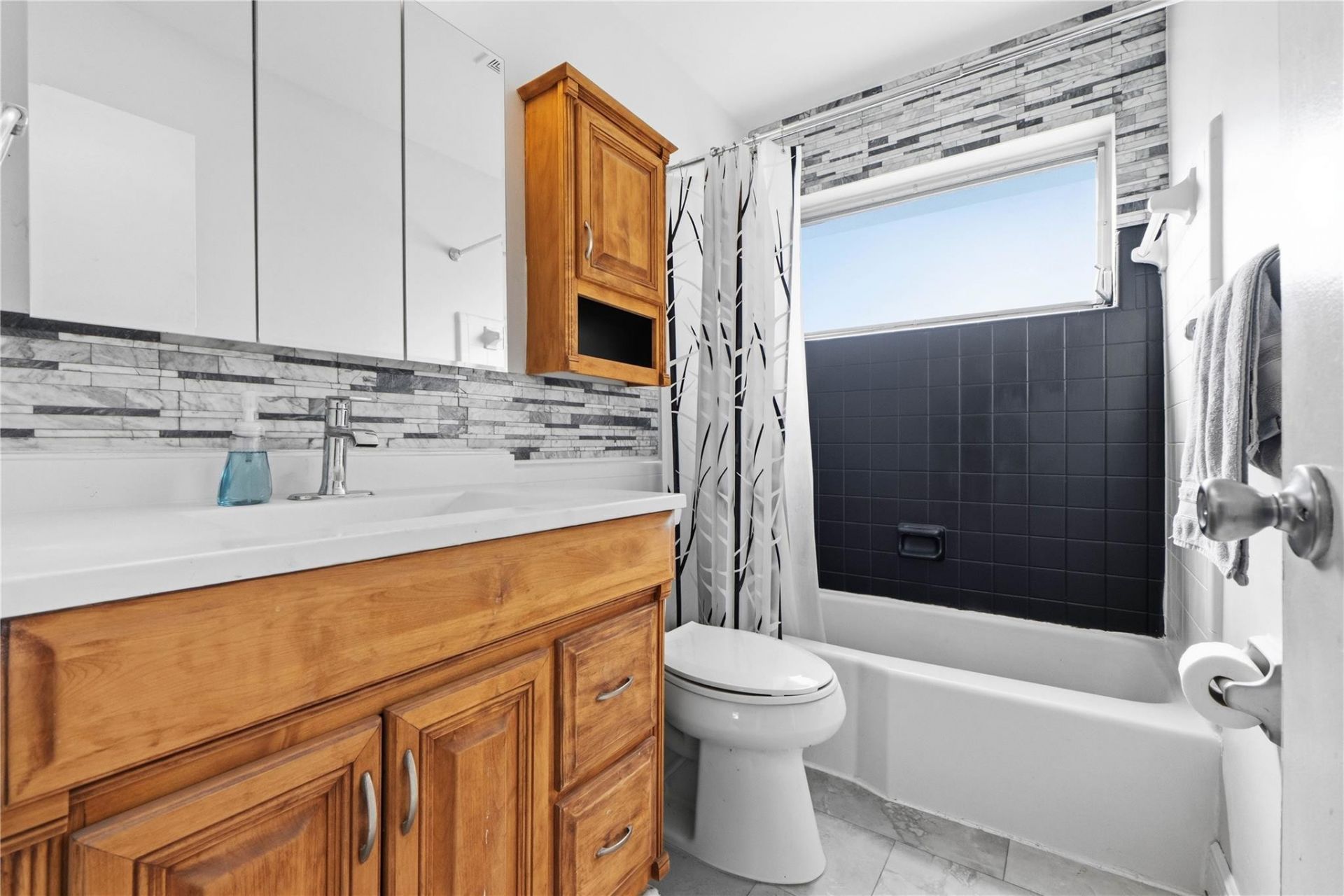 4560 NW 17th Terrace, Tamarac, FL 33309 Photo