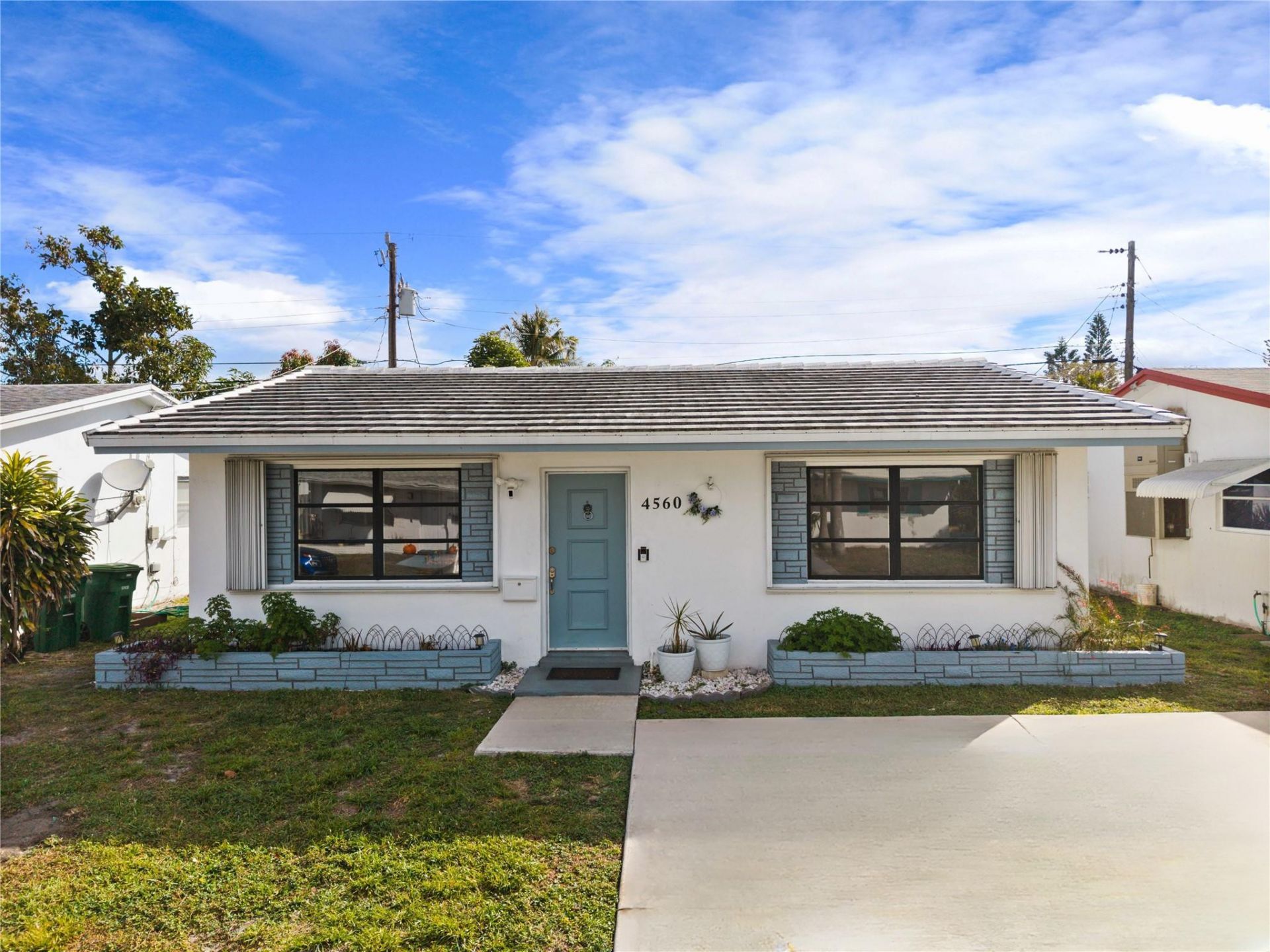 4560 NW 17th Terrace, Tamarac, FL 33309 Photo