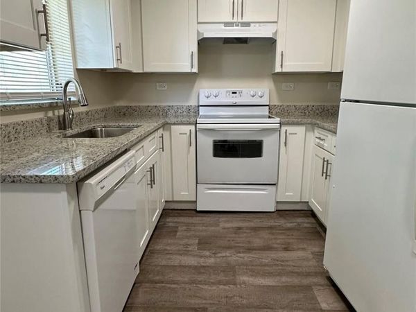 417 SE 12th Ct, Unit 4, Fort Lauderdale, FL 33316