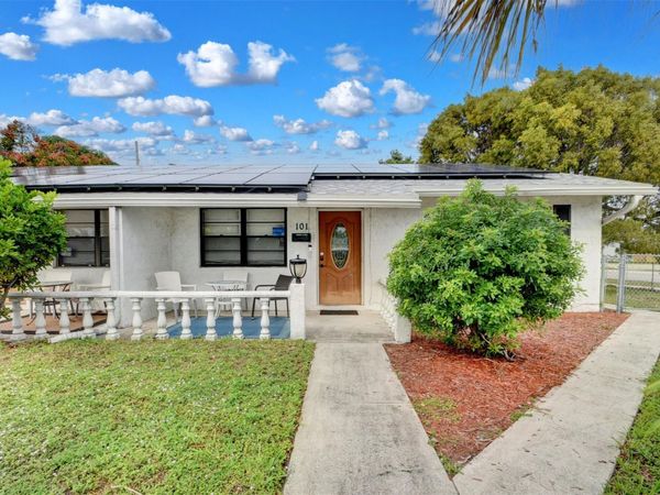 101 SW 10th Ave., Boynton Beach, FL 33435