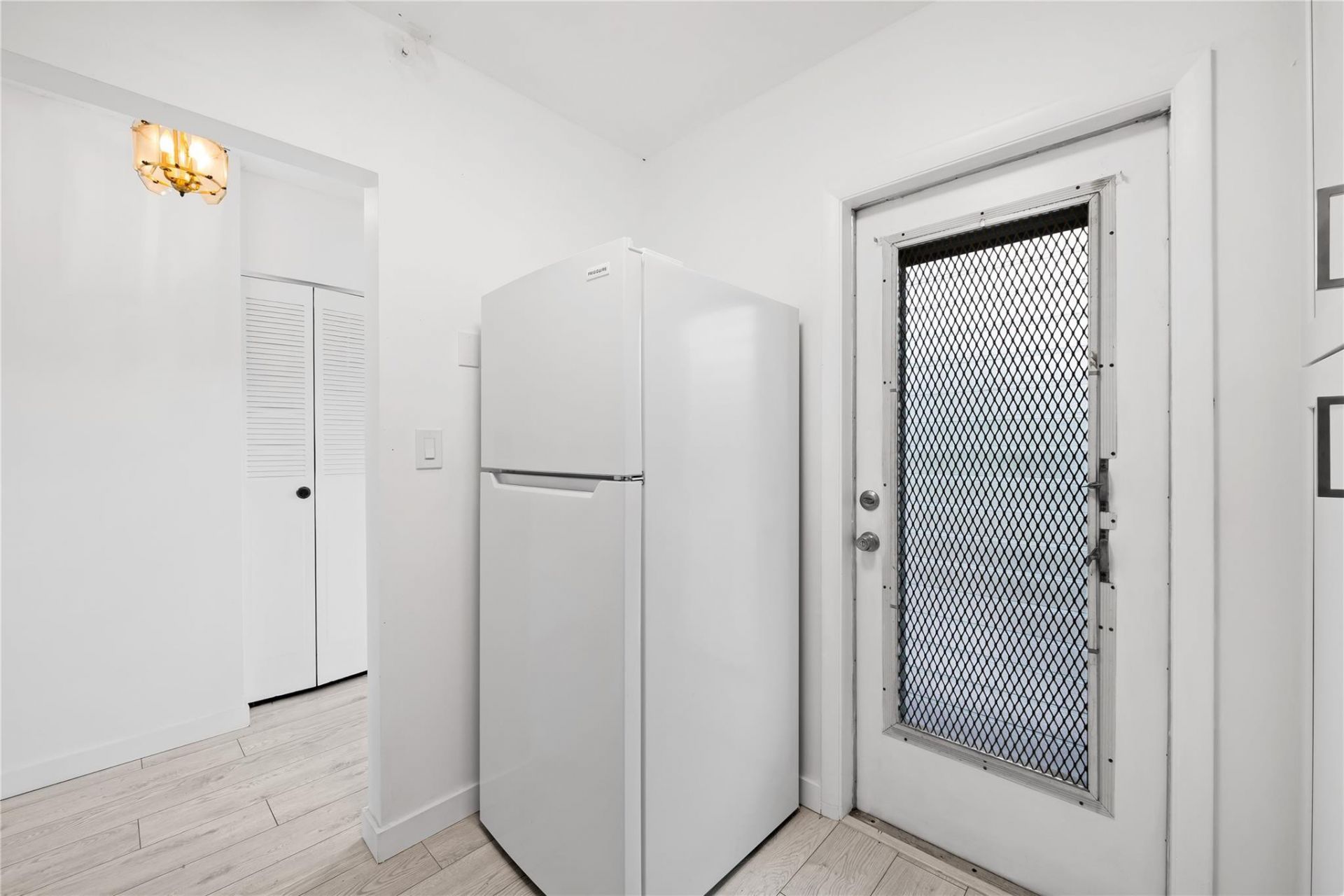 5031 W Oakland Park Boulevard, Unit 309, Lauderdale Lakes, FL 33313 Photo