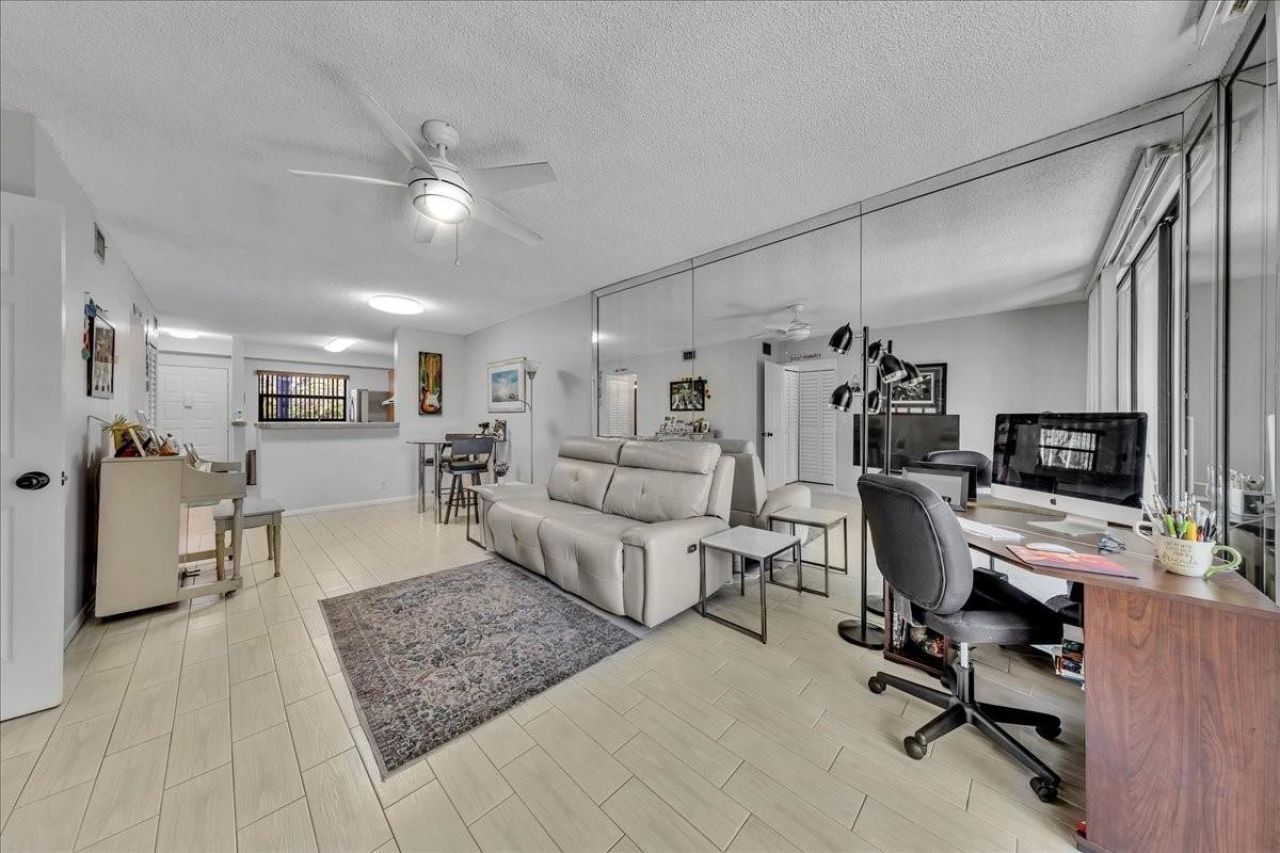 7737 NW 79th Avenue, Unit 105, Tamarac, FL 33321 Photo