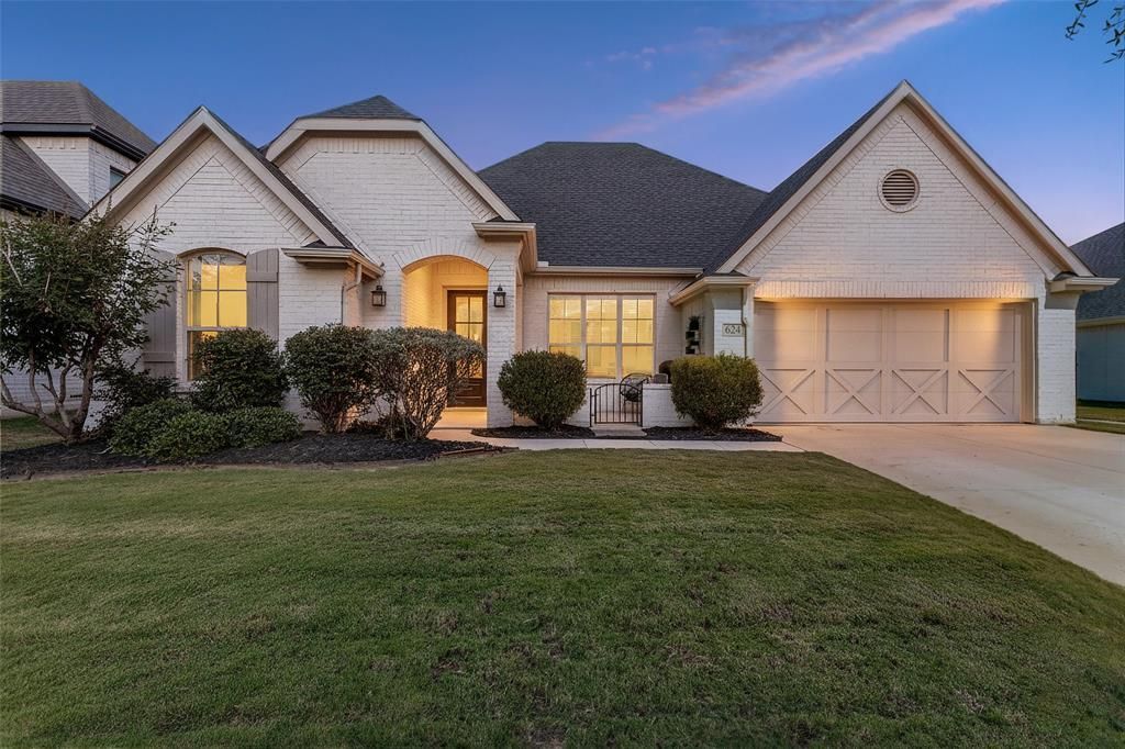 624 Lookout Point Avenue, Aledo, TX 76008 Main Photo