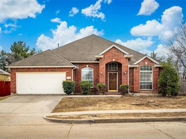 5645 Shadydell Drive, Fort Worth, TX 76135