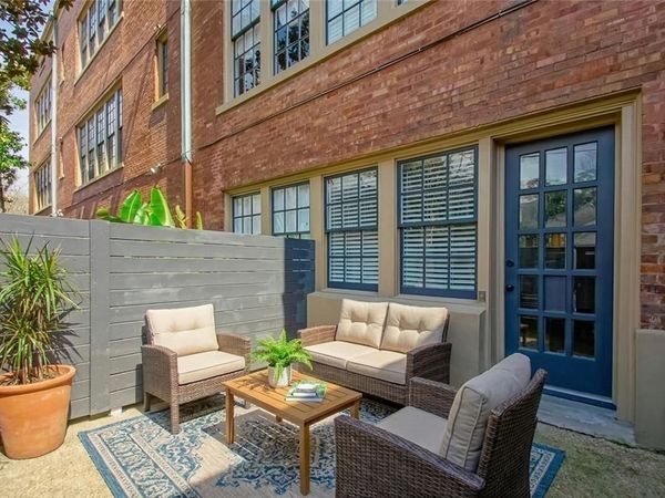 1111 UPPERLINE Street, Unit 1111, New Orleans, LA 70115