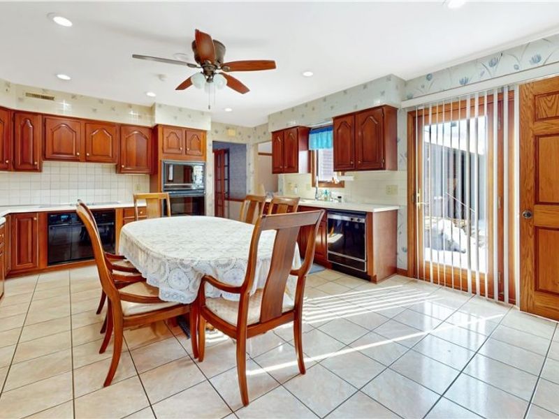 15689 Prospect Road, Strongsville, OH 44149 Photo 6