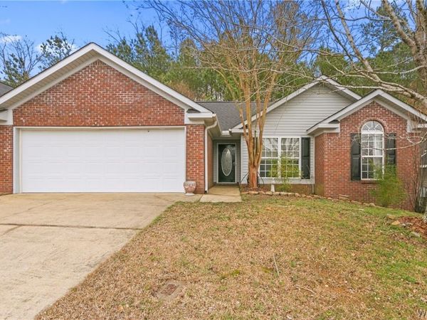4923 Cambridge Drive, Northport, AL 35473