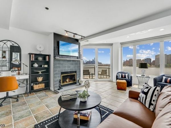 600 Harbor Blvd, 926, Weehawken, NJ 07086