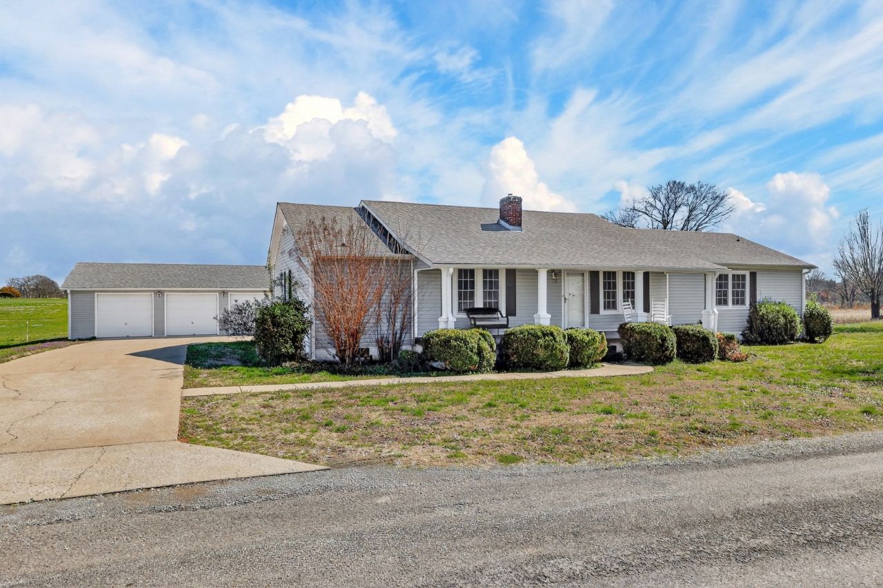 33 Tucker Ln, Taft, TN 38488 Main Photo