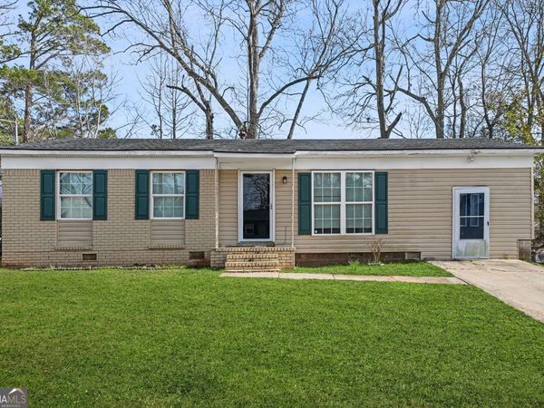 8 Westgate Park Drive, Newnan, GA 30263