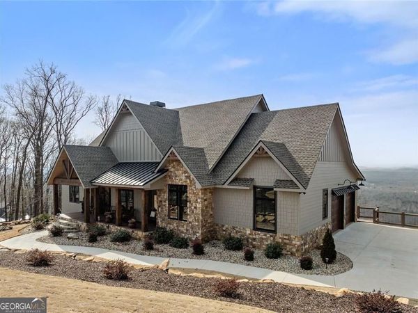 655 Mountainside Drive, Cleveland, GA 30528