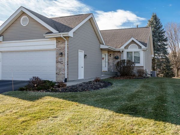 887 S BELL SCHOOL Road, Rockford, IL 61108