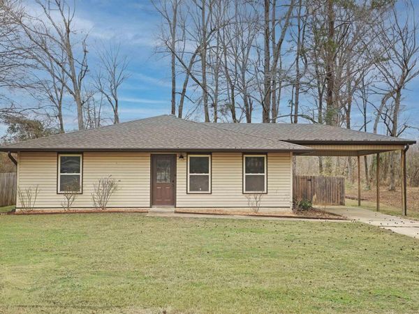 1300 Blue Acres, White Hall, AR 71602