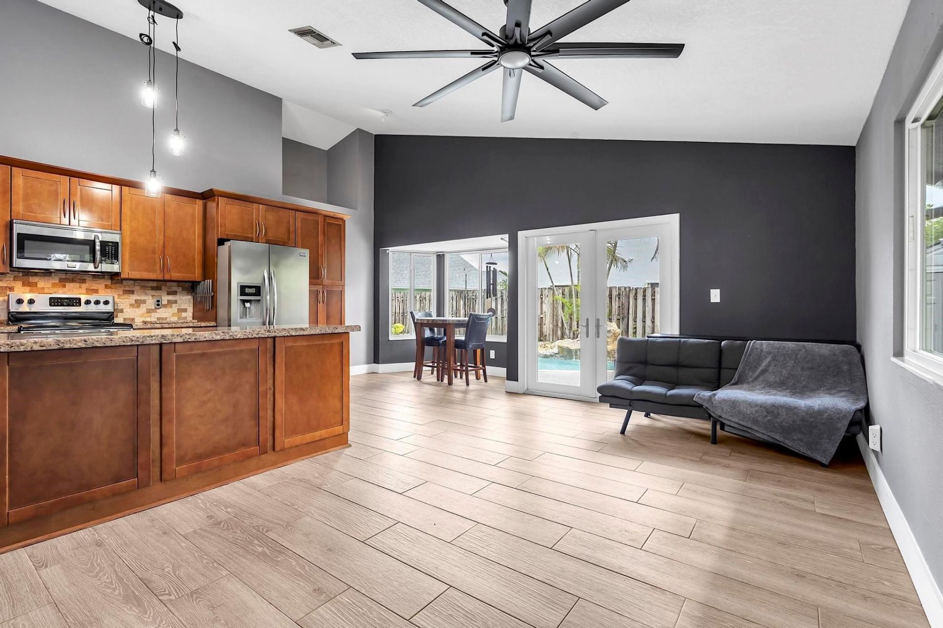 2822 NW 111th Ave, Sunrise, FL 33322 Photo