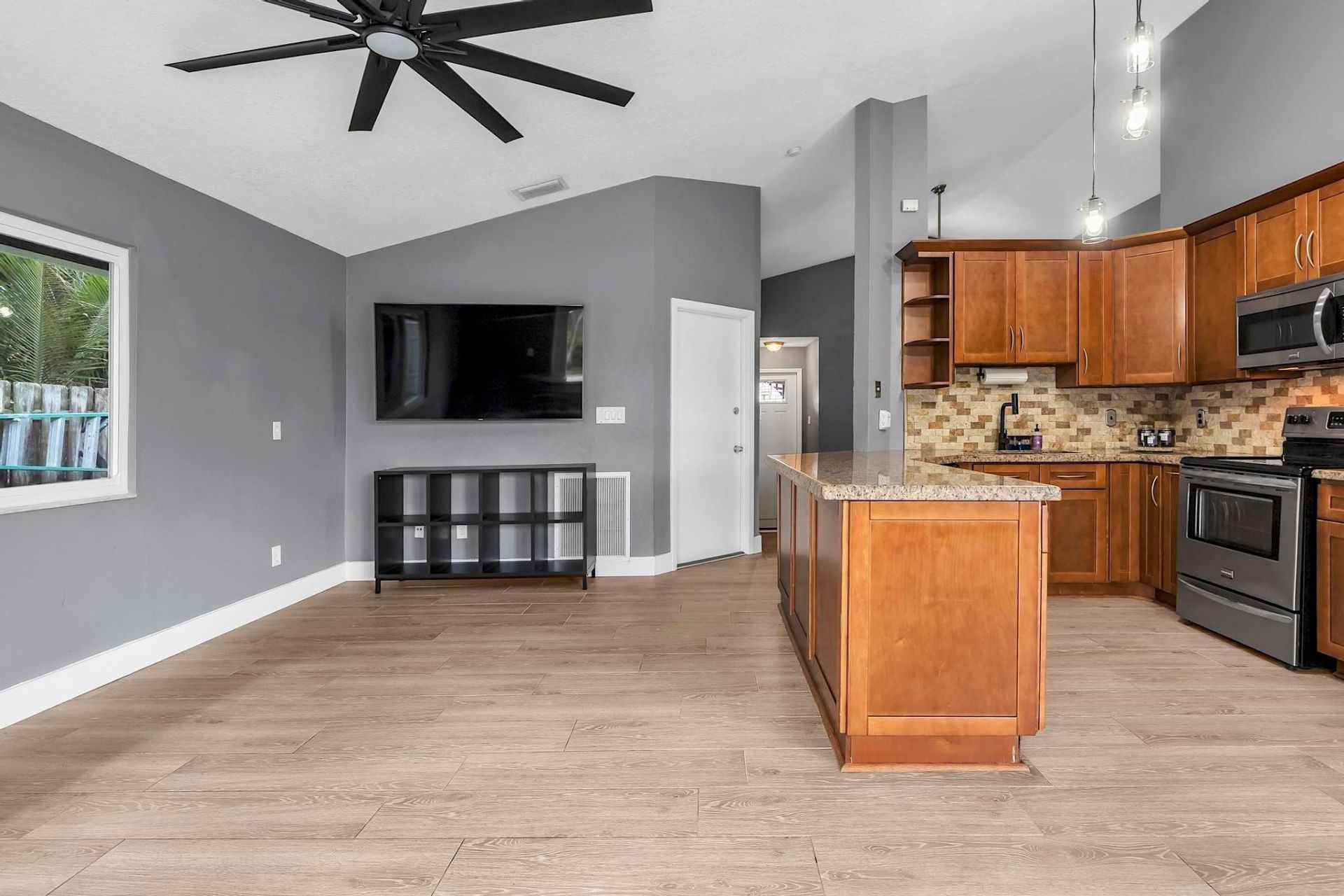 2822 NW 111th Ave, Sunrise, FL 33322 Photo