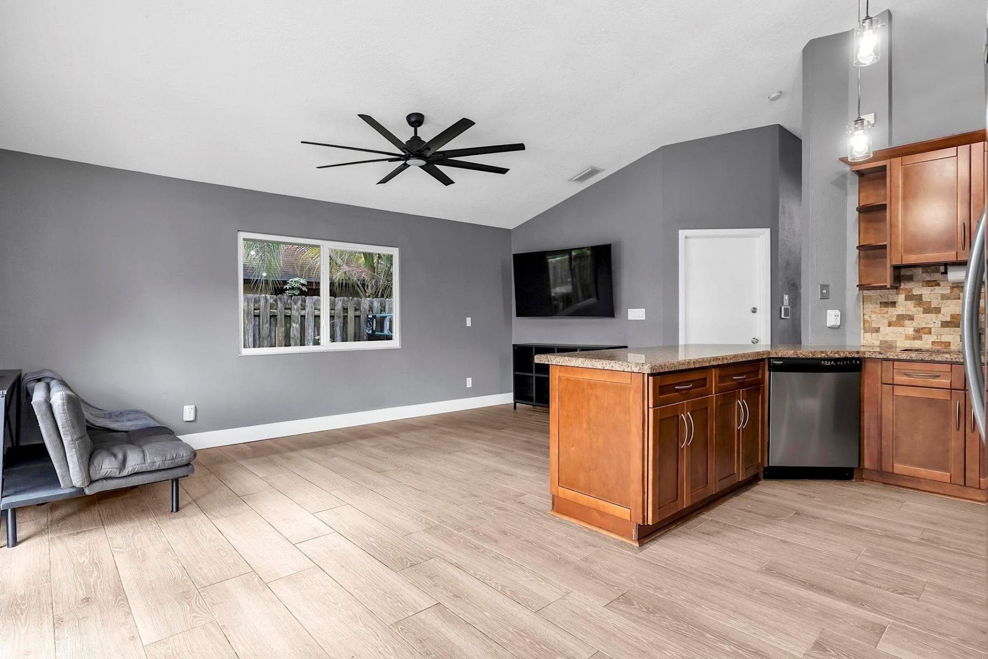 2822 NW 111th Ave, Sunrise, FL 33322 Photo