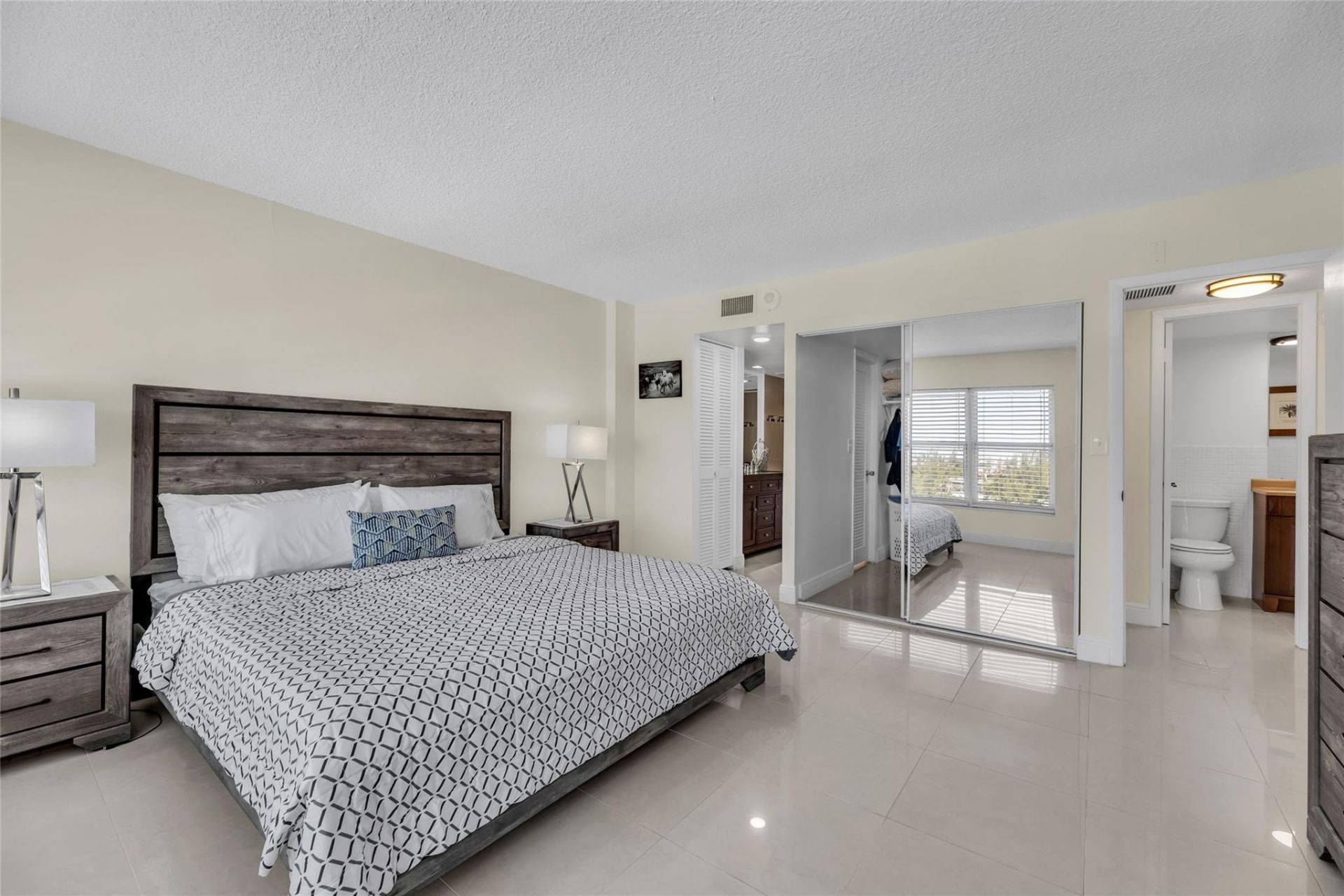 405 N Ocean Boulevard, Unit 727, Pompano Beach, FL 33062 Photo