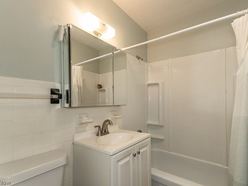 11850 Edgewater Drive, Unit 1002, Lakewood, OH 44107 Photo 16