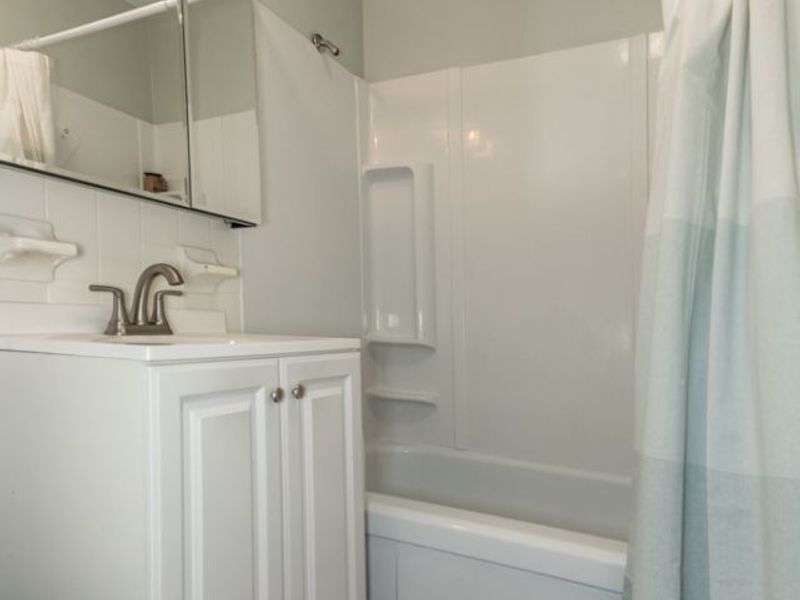 11850 Edgewater Drive, Unit 1002, Lakewood, OH 44107 Photo 17