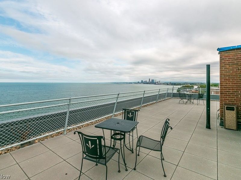 11850 Edgewater Drive, Unit 1002, Lakewood, OH 44107 Photo 22