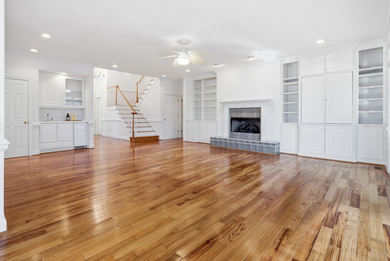 7879 Gull Bay Drive Photo 17