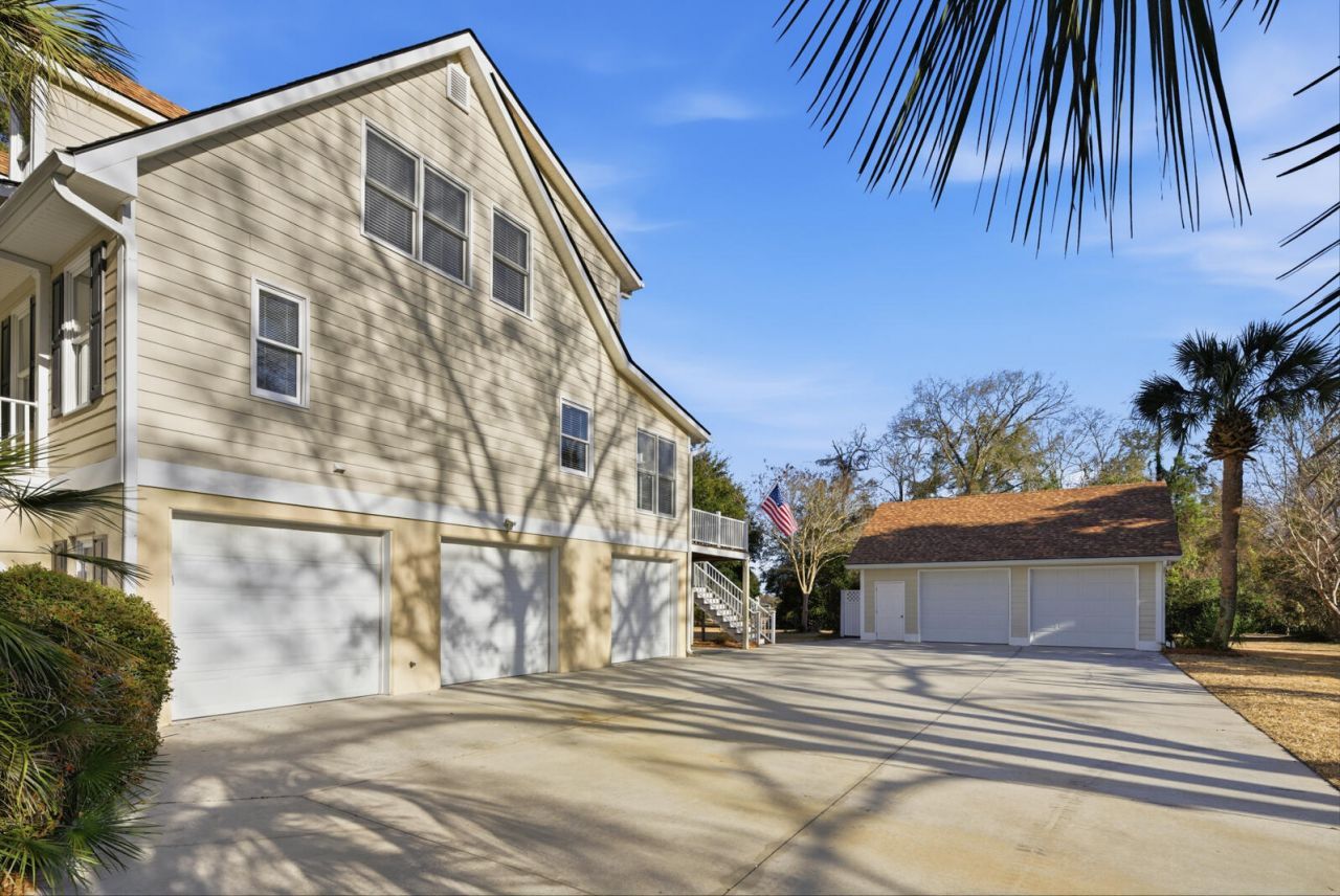 7879 Gull Bay Drive Photo 5