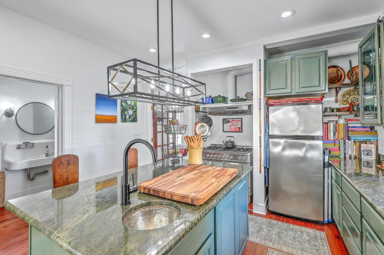 248 Coming Street Photo 15