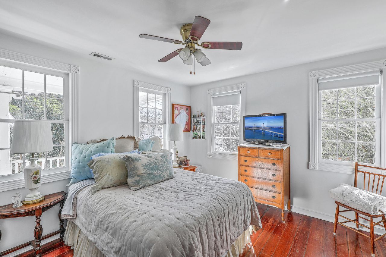 248 Coming Street Photo 26