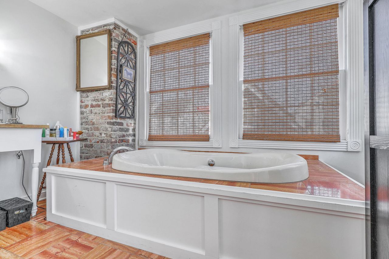 248 Coming Street Photo 34