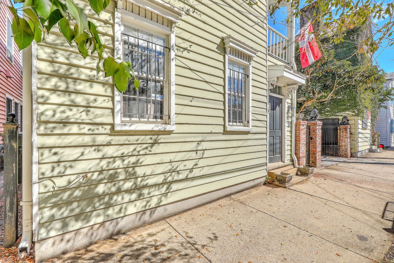 248 Coming Street Photo 43