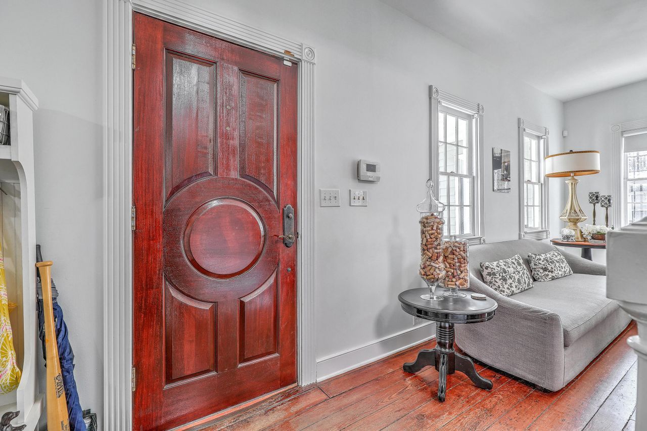 248 Coming Street Photo 6