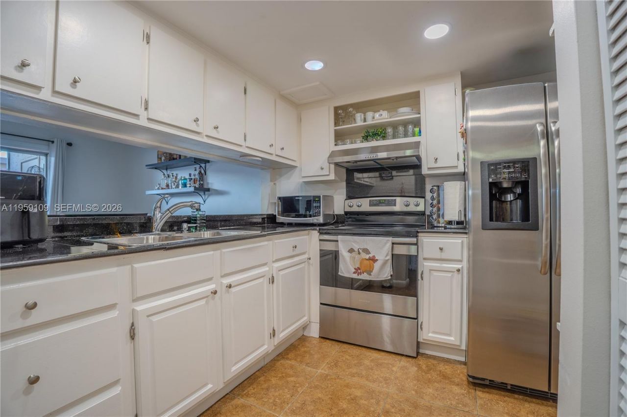 1527 NW 80th Ave , Unit I, Margate, FL 33063 Photo