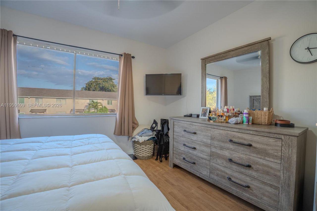 1527 NW 80th Ave , Unit I, Margate, FL 33063 Photo