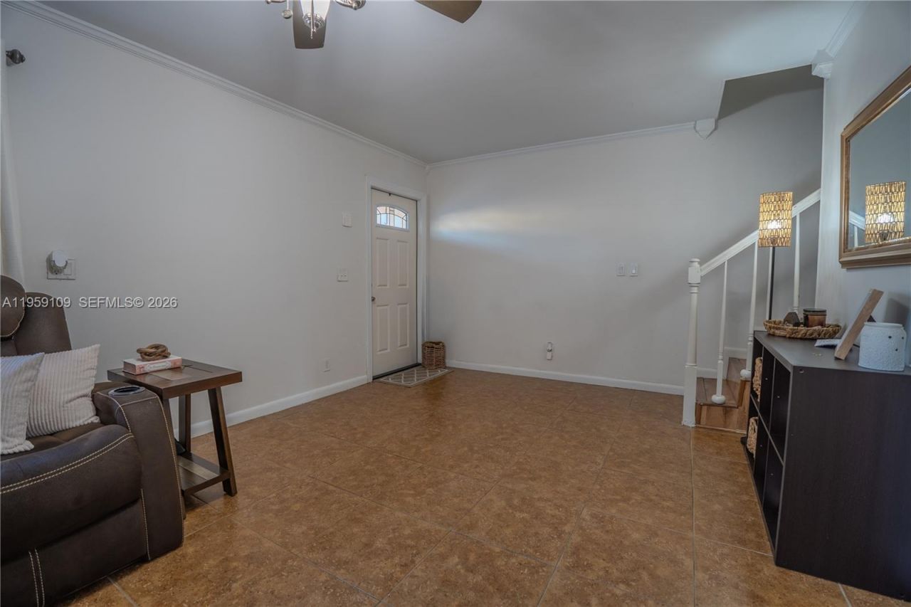 1527 NW 80th Ave , Unit I, Margate, FL 33063 Photo