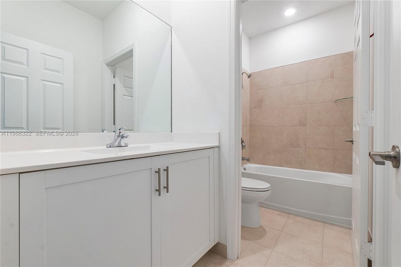 1541 SW 28th St, Unit 1541, Fort Lauderdale, FL 33315 Photo