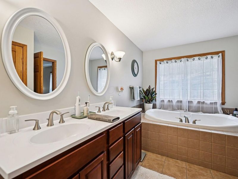 2363 Turnberry Court, Newark, OH 43055 Photo 22