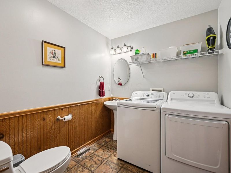 2363 Turnberry Court, Newark, OH 43055 Photo 25