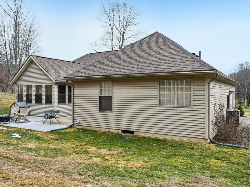 2363 Turnberry Court, Newark, OH 43055 Photo 36