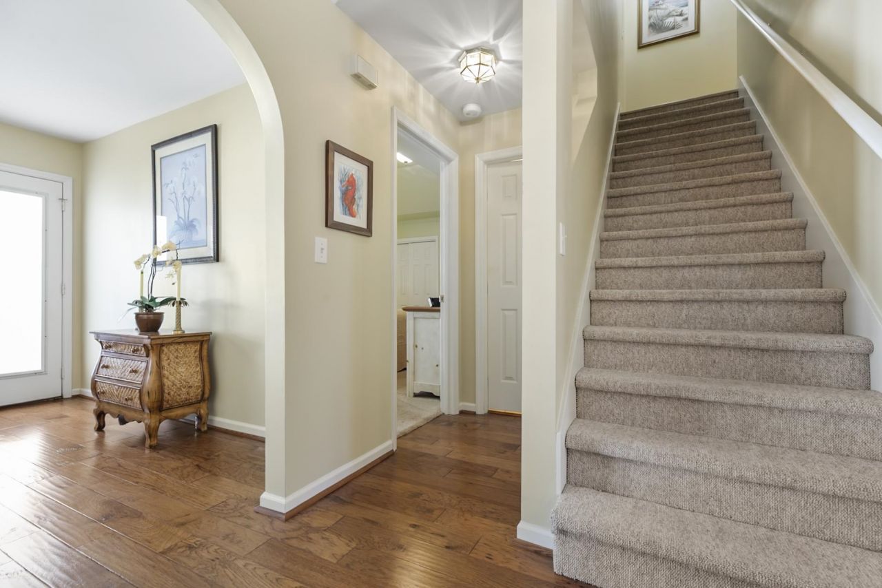 4002 Acorn Way Photo 12