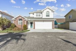 4002 Acorn Way photo 4