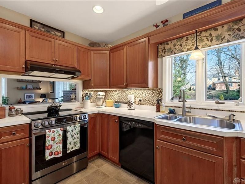 3448 Indian Hill Drive, Kettering, OH 45429 Photo 22