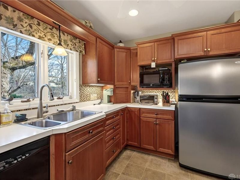 3448 Indian Hill Drive, Kettering, OH 45429 Photo 24